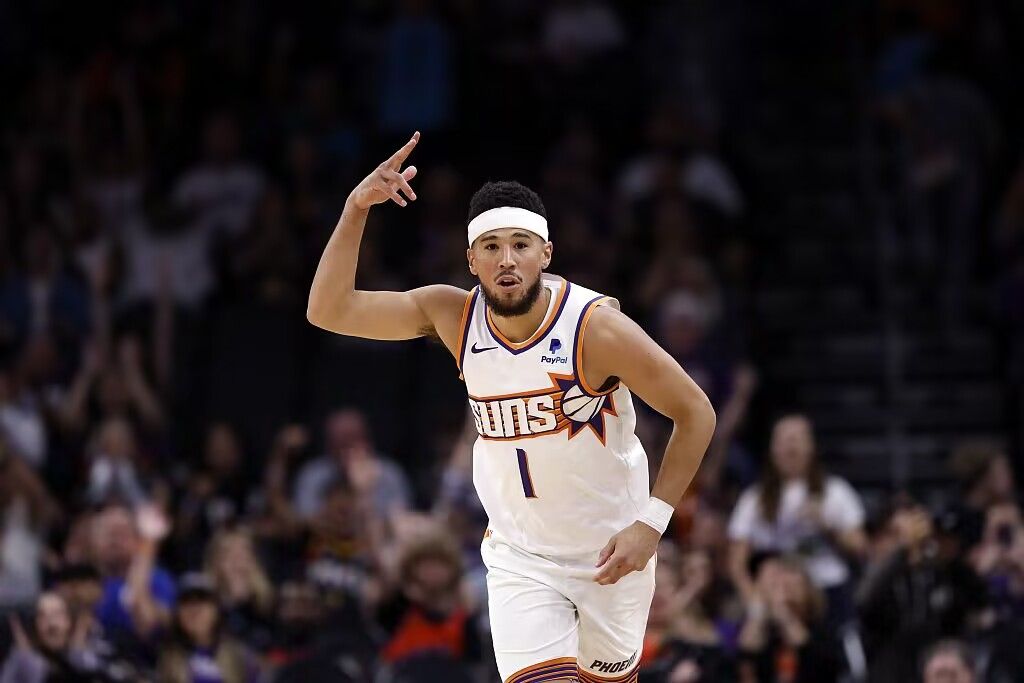 🏀魔术vs太阳前瞻：两队核心均伤缺同病相怜，布克能否带队复仇？
