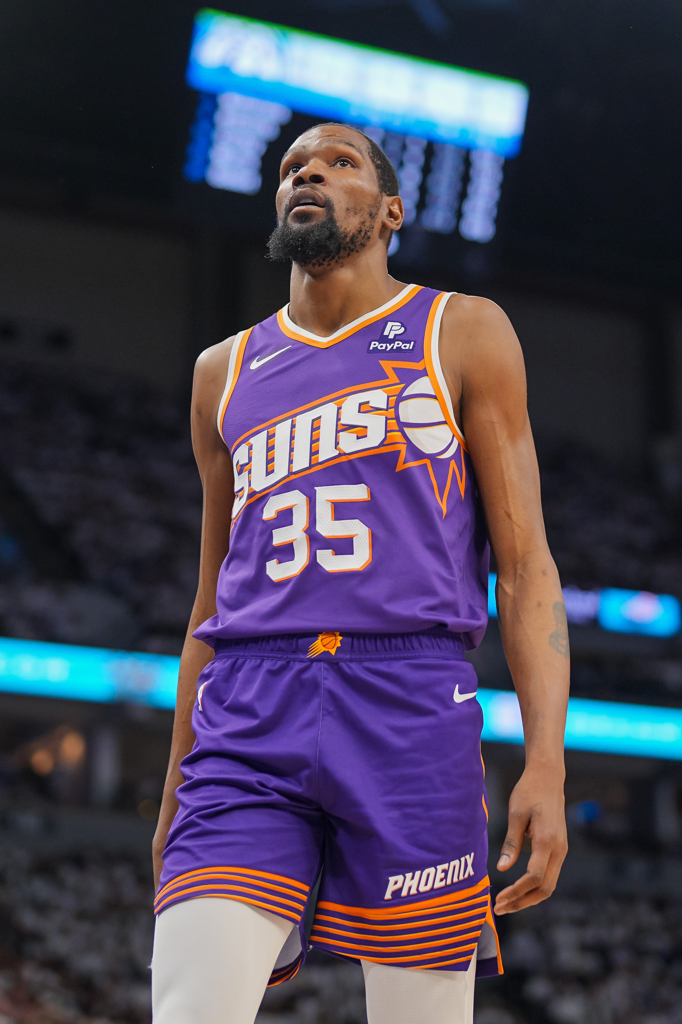 🌟太阳主帅布登：杜兰特与比尔预计会在明日与湖人的NBA杯中复出